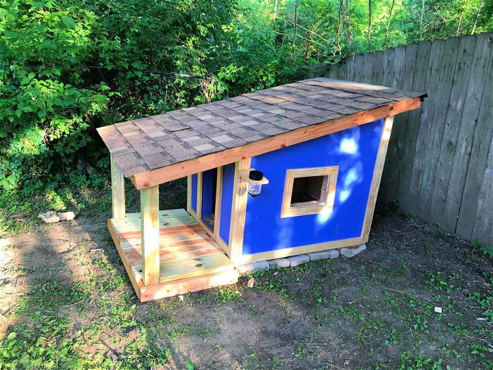 Build A Dog House With Porch