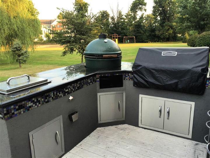 Build an Outdoor Kitchen