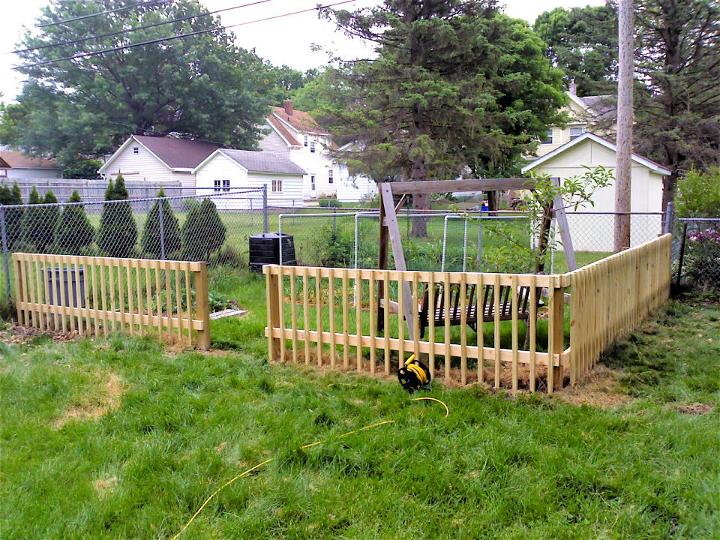 Chicken Wire Garden Fence