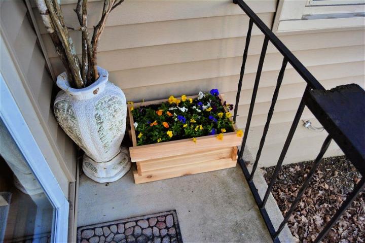 DIY Cedar Planter Box