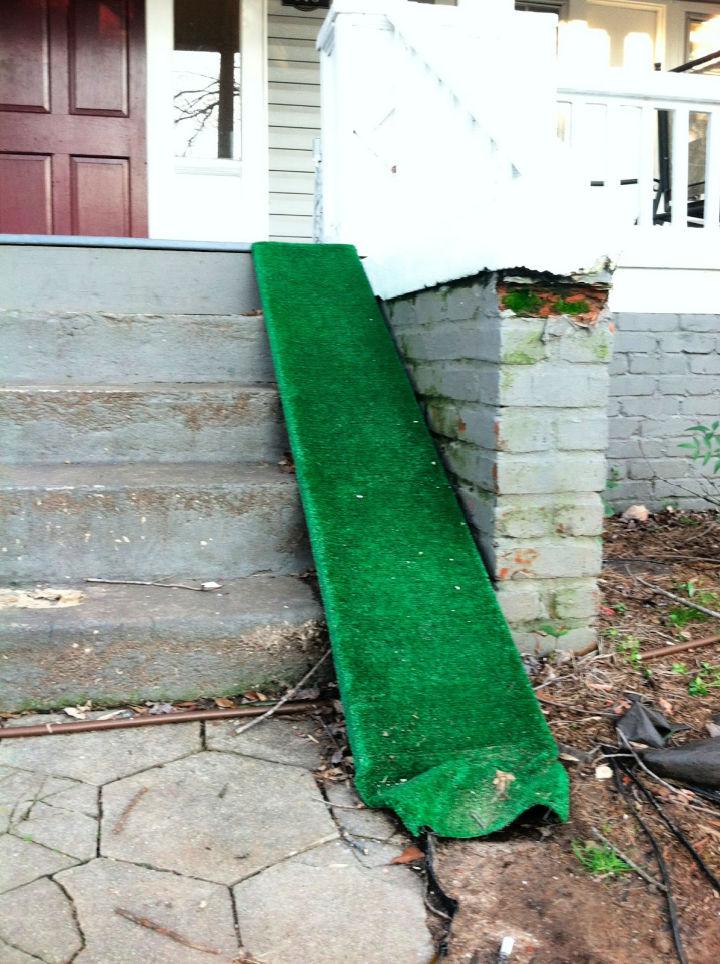 DIY Dog Ramp for Stairs