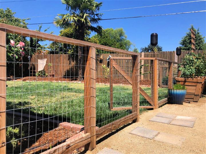 DIY Hog Wire Garden Fence