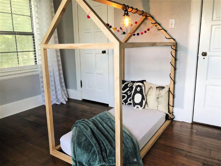 DIY Toddler House Bed