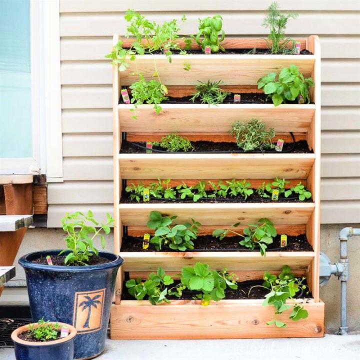 DIY Vertical Herb Garden