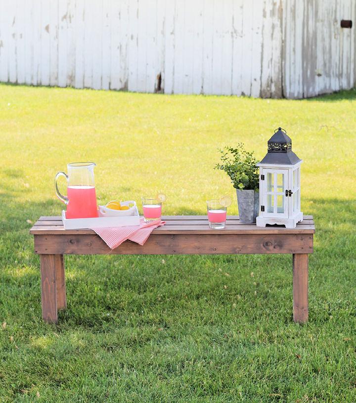 Easy DIY Outdoor Bench