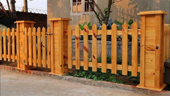 Fence Garden Out Of Wood Pallets