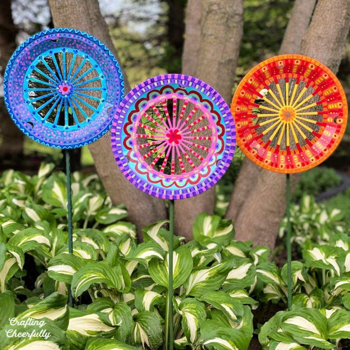 Garden Art from a Paper Plate Holder