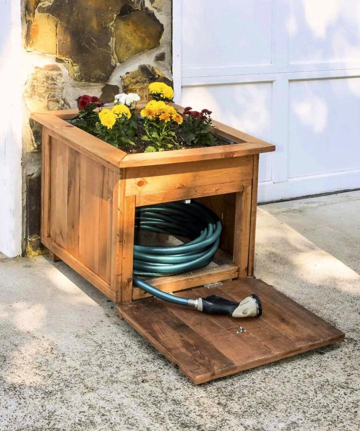 Hose Holder with Pallet Wood Planter