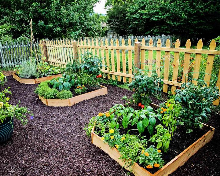 How To Install A Picket Fence