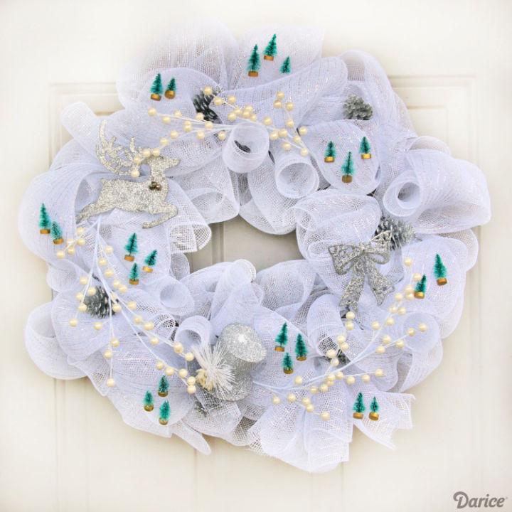 How To Make A Mesh Wreath