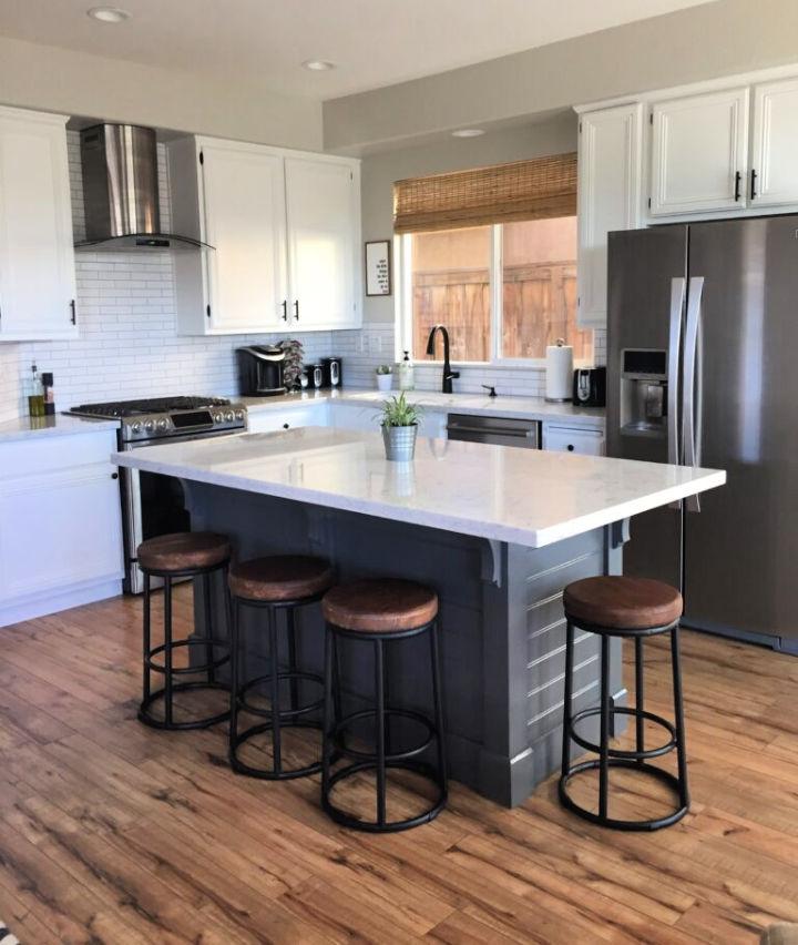 Kitchen Island with Seating