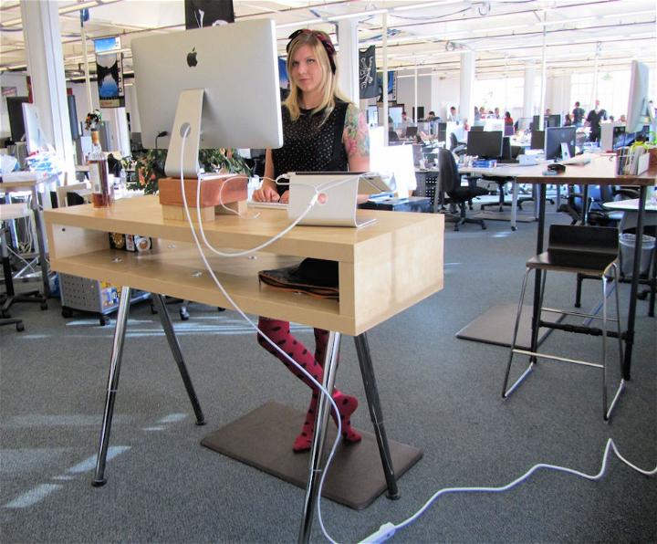 Make a Adjustable Standing Desk