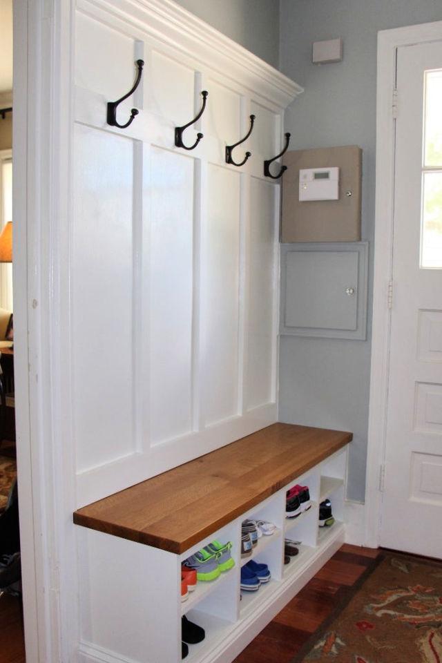 Mud Room Coat Rack and Bench 1