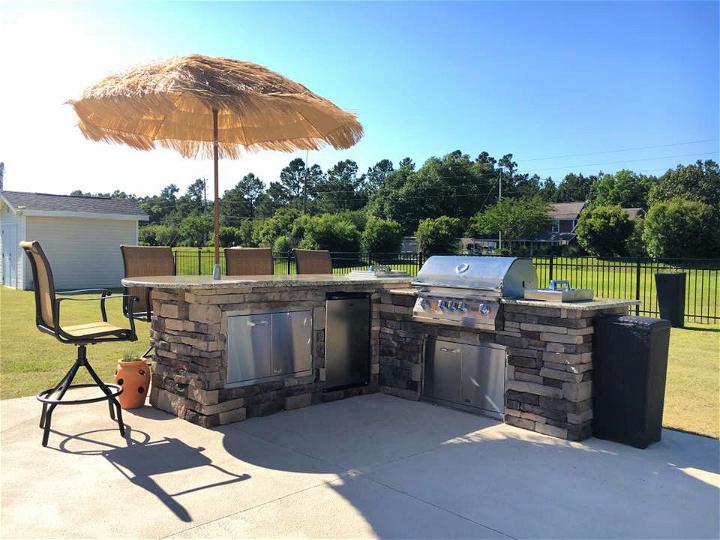 Outdoor Kitchen Island