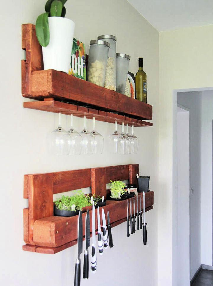 Pallet Shelves for Kitchen
