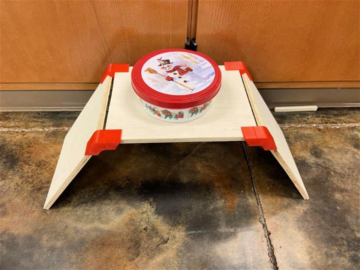 Pet Feeder Station Plywood and 3D Printing