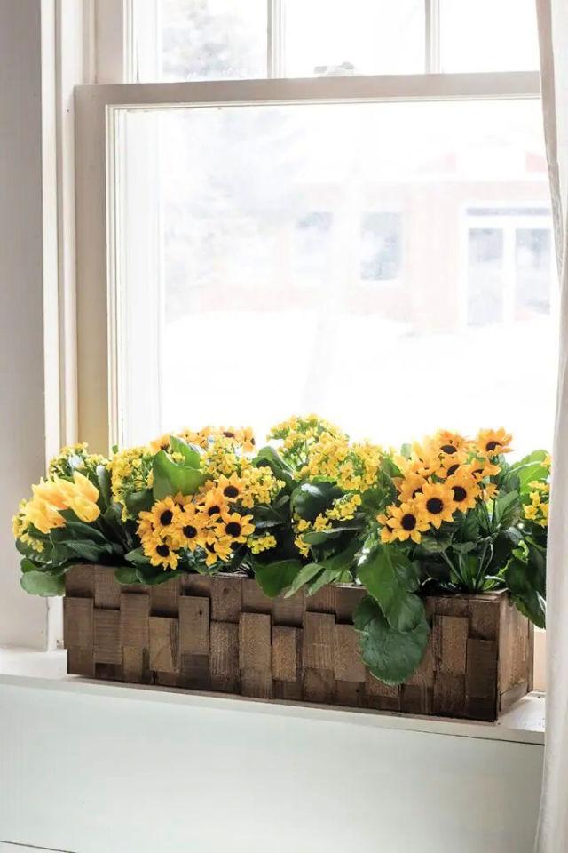 Pretty Wooden Planter Box