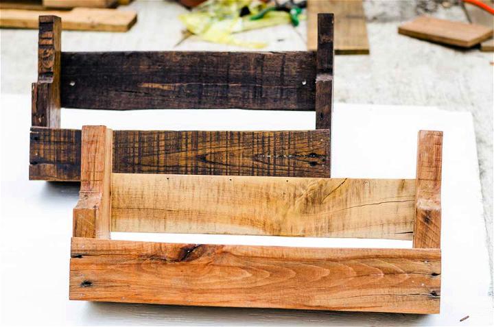 Rustic Pallet Wood Shelves