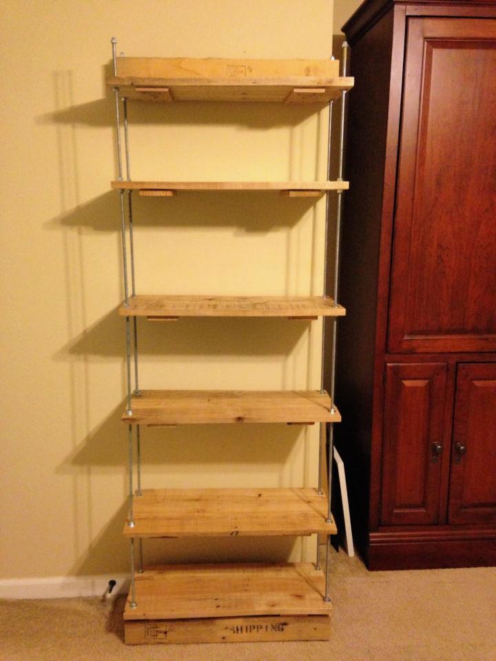 Simple Adjustable Pallet Shelving