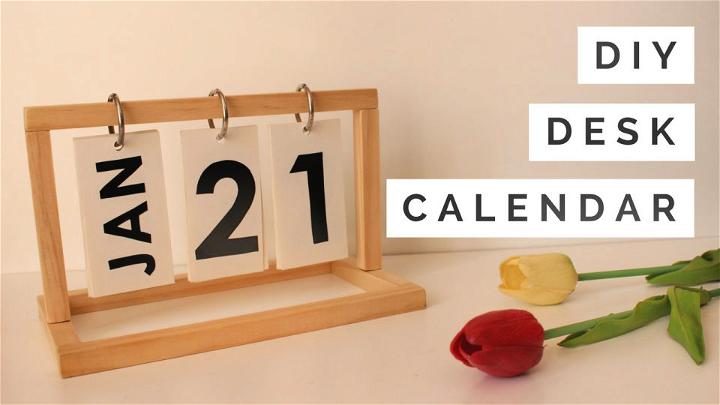 Super Cute Desk Calendar