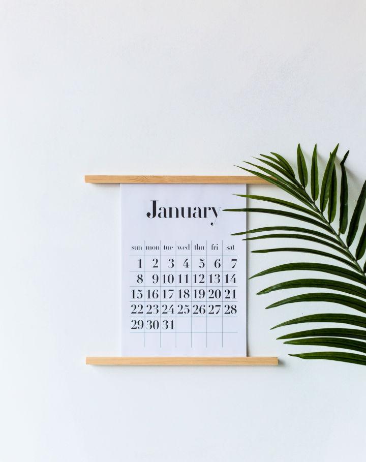 Wall Calendar Stand