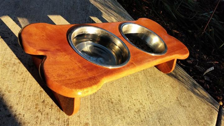 Wooden Dog Bowl Table for Spot