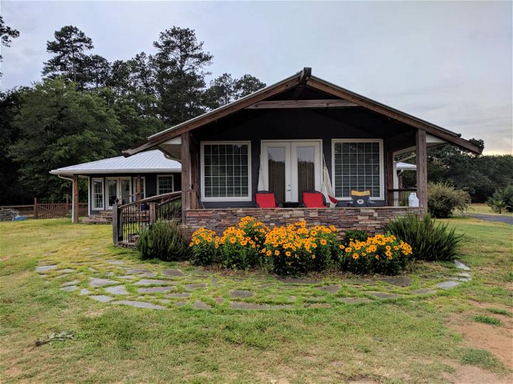 Zoysia Grass and Flower Bed