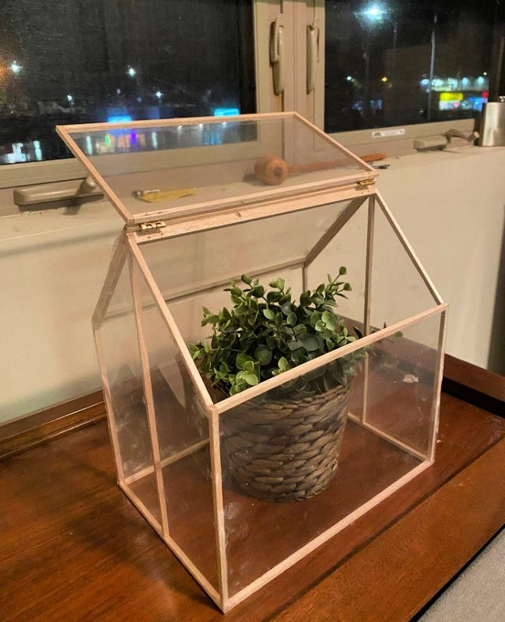 Building a Miniature Greenhouse