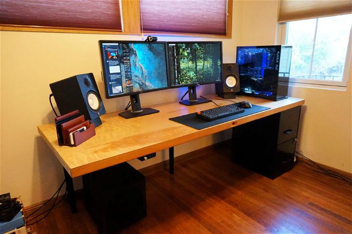 Computer Desk With Custom Features