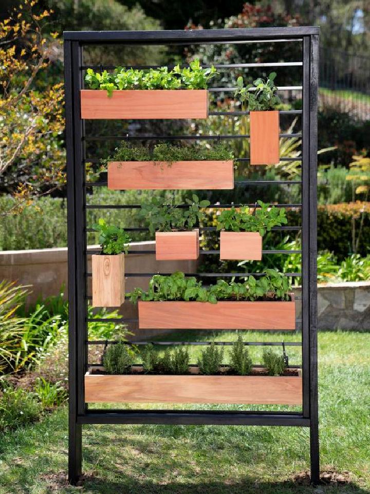 DIY Vertical Herb Garden from Fence