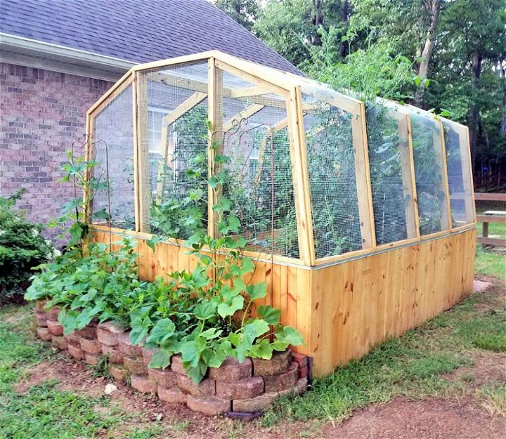 Enclosed Garden Greenhouse Plan