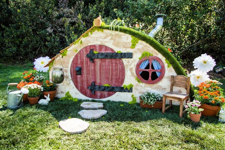 Hobbit Hole Playhouse Using Plywood