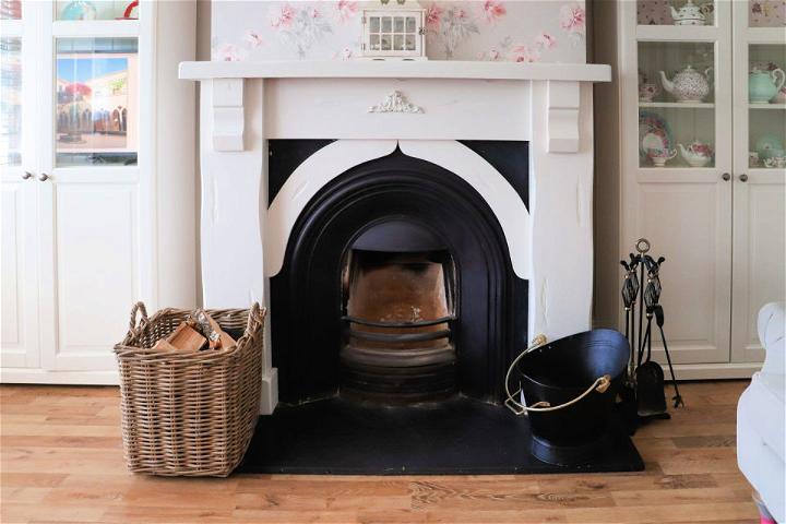 How To Paint A Wood Fireplace Surround