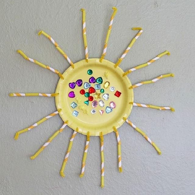 Plato de papel Sun para niños de 2 años