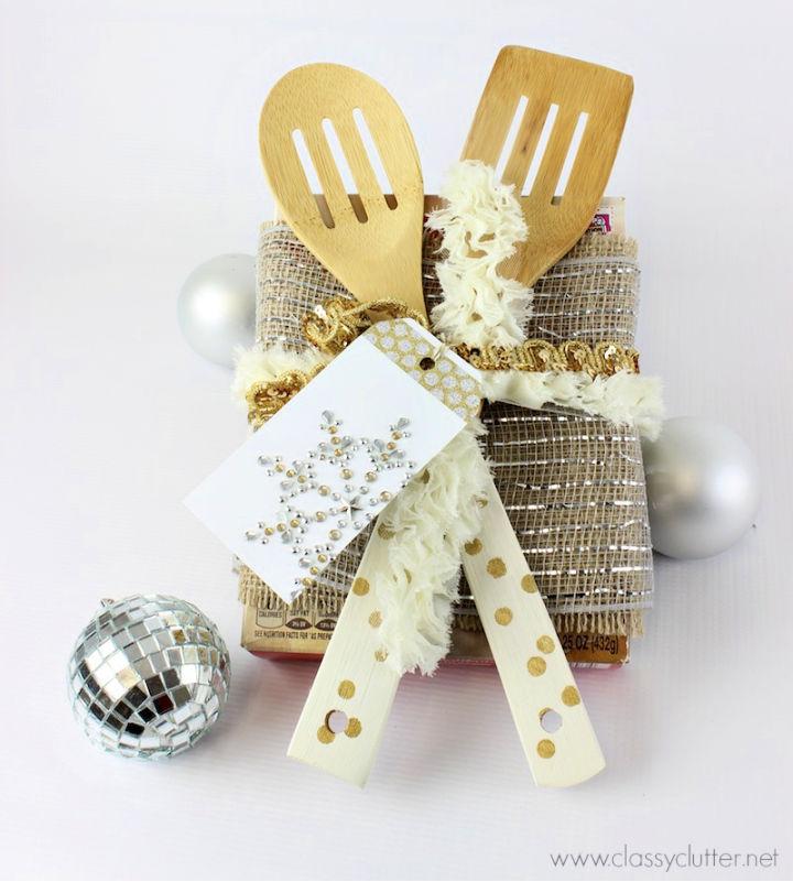 Cute DIY Serving Utensils and Bakers Gift