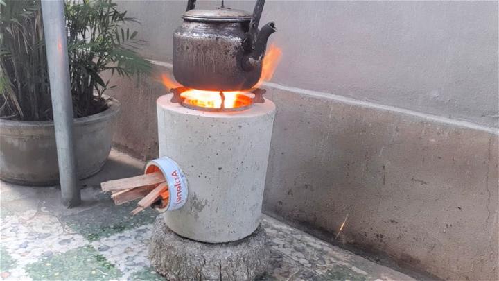 Easily DIY Concrete Rocket Stove