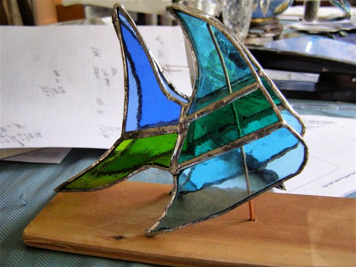 Easy to Make Stained Glass