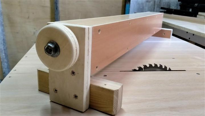 Easy to Make Table Saw Fence
