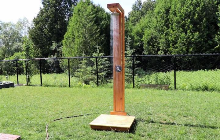 Elegant and Simple Outdoor Cedar Shower