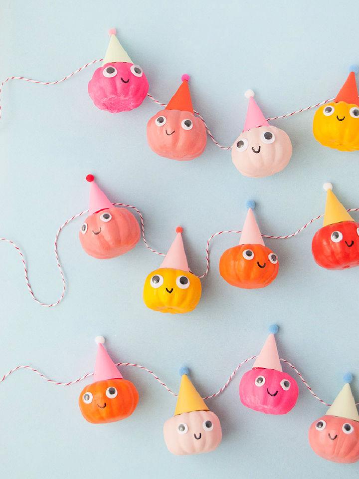 Party Pumpkin Garland for Halloween