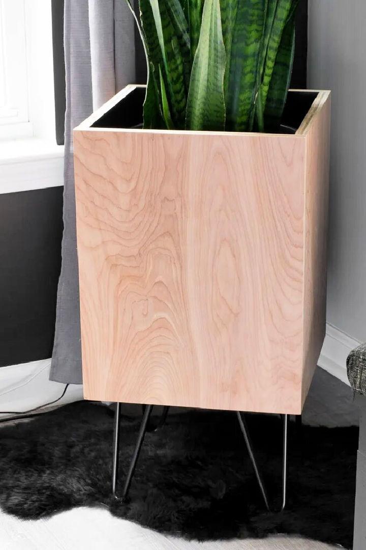 Plywood Planter with Hairpin Legs