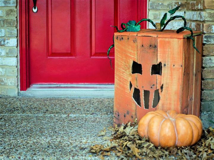 Wood Pallet Jack O Lantern