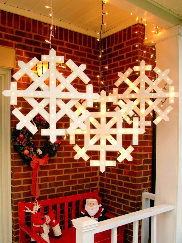 Wooden Snowflakes String Lights