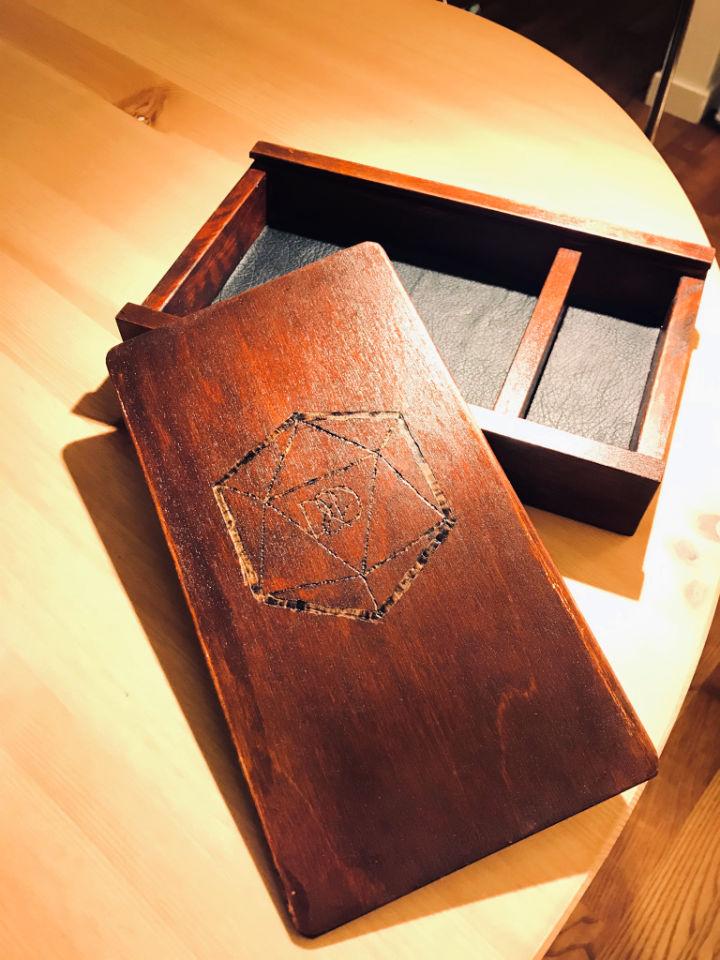 Build a Wooden Dice Tray
