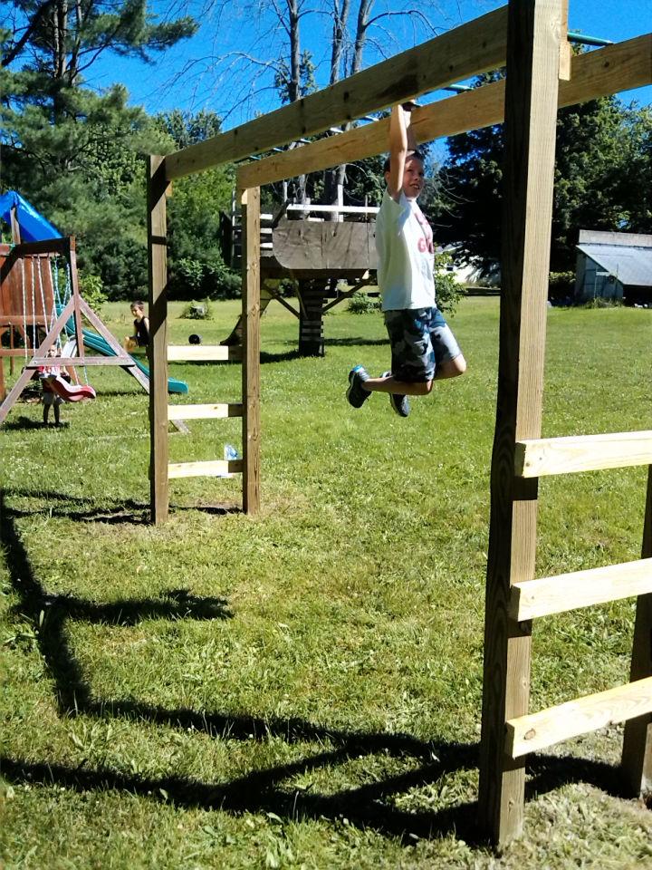 DIY Backyard Monkey Bars