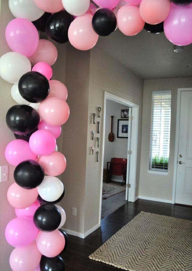 DIY Balloon Arch Without Helium
