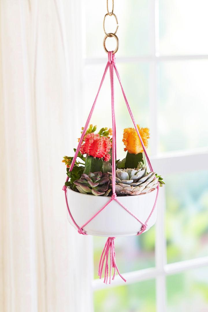 DIY Macrame Plant Hanger