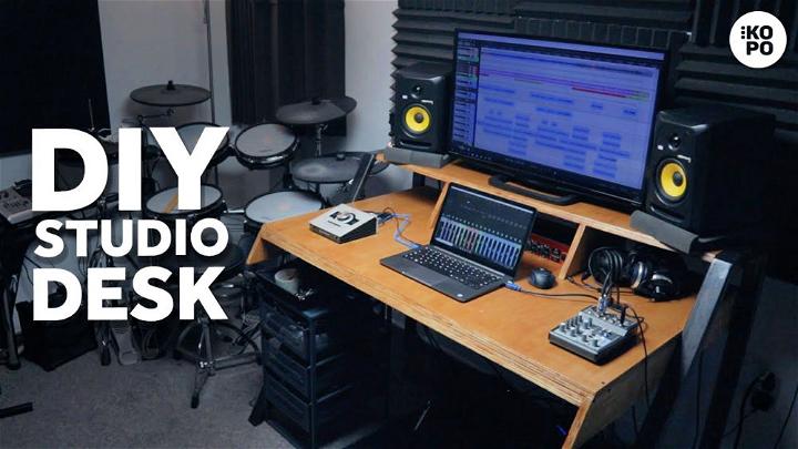 Music Desk, Computer Desk with Keyboard Tray, Studio Desk for Music  Production, Recording Studio Desk for Producer, Modern Work Study PC Desk  with Monitor Shelf, Black 