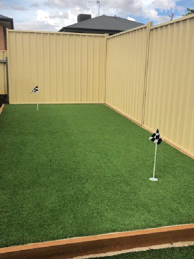 DIY Synthetic Putting Green