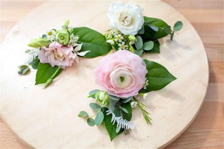 DIY Wedding Boutonnieres